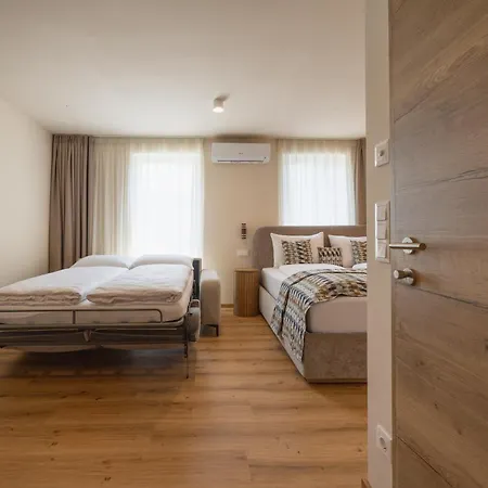 Casa - & 3* Villach